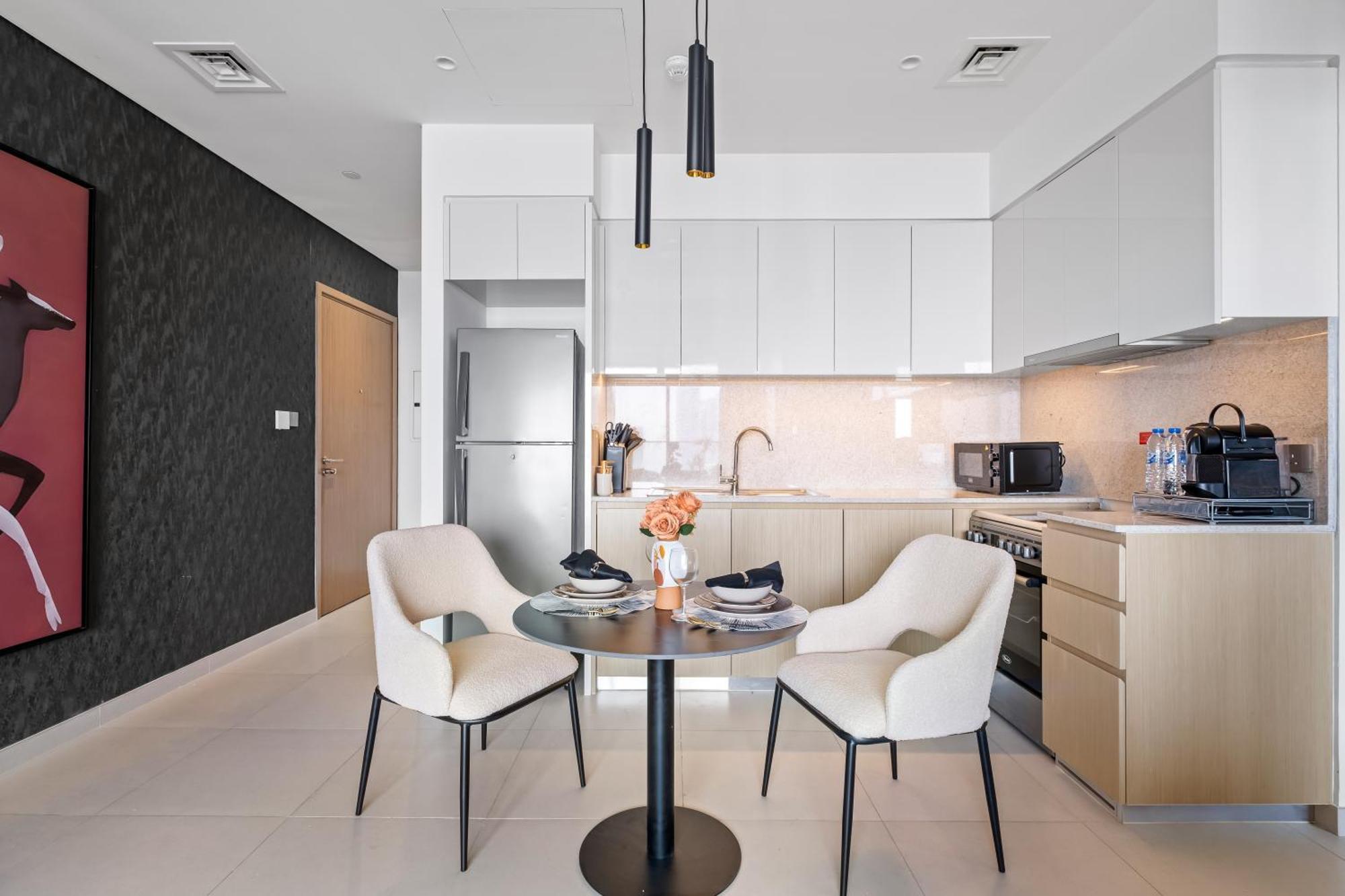 Apartment Cosmic Sky High Floor 1br- Mall Access By Maxx Value Homes Dubai